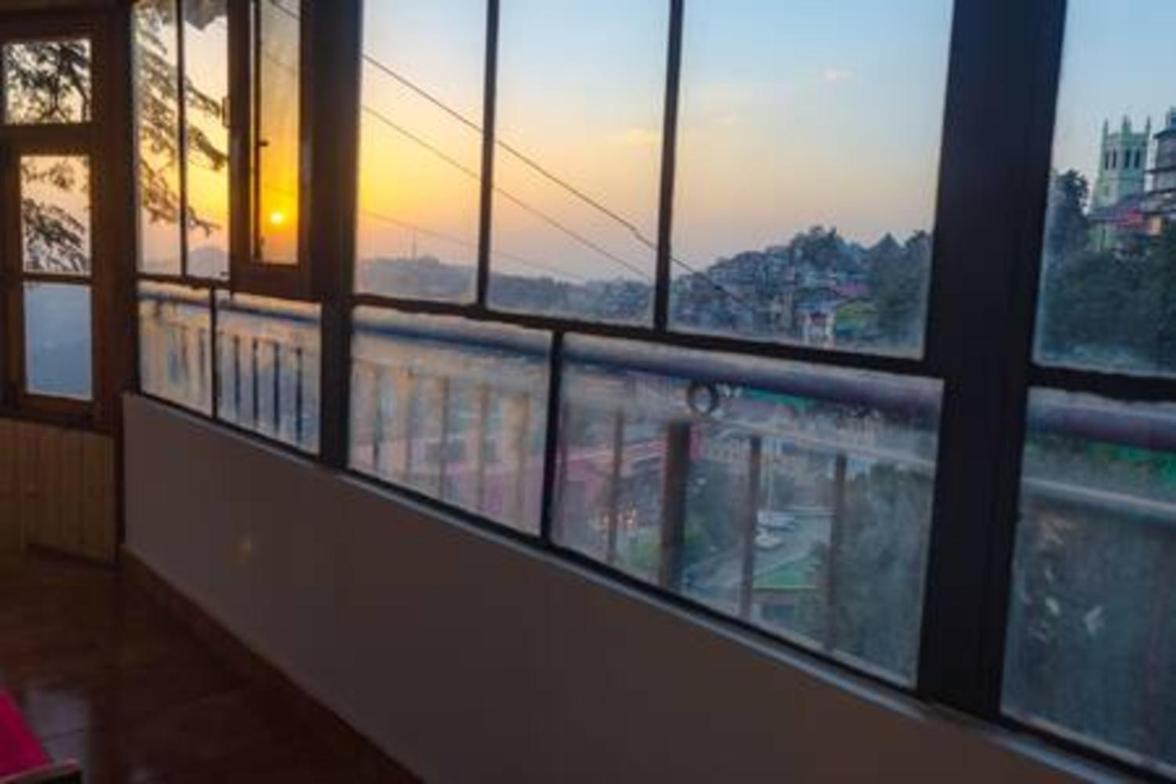 Cottage On Mall Road By Kalawati Homes Shimla Exterior foto